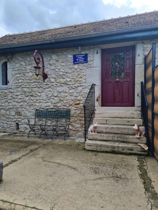 Petit Gite 18 Eme Tout Confort Saint-Germain-des-Fosses 外观 照片